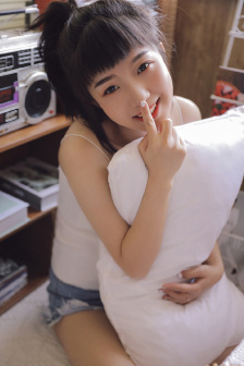 动漫人物开襟衣服网站